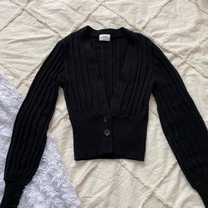 Aritzia Wilfred new plunge front cardigan